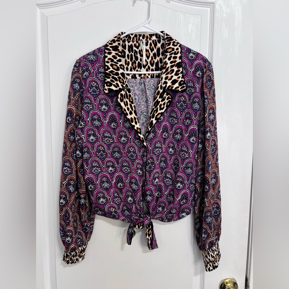 Anthropologie Patterned long sleeves paisley print and leopard collar Top size M - Picture 4 of 15